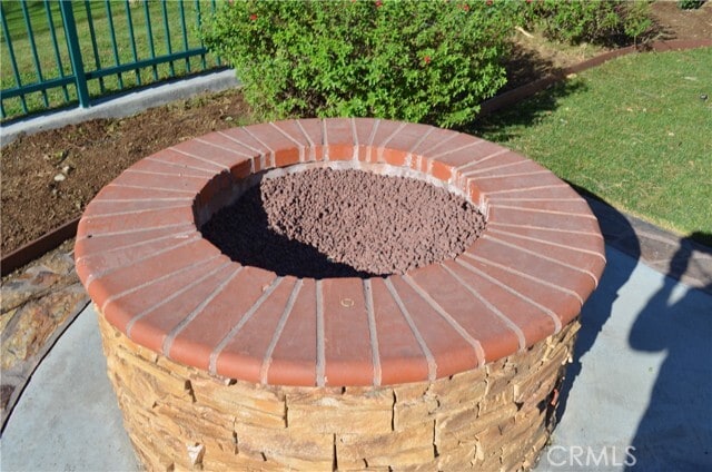 Building Photo - 16448 Los Coyotes St