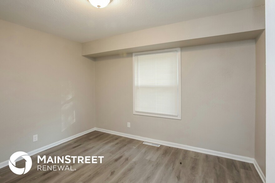 Building Photo - 6702 Fairlane Dr