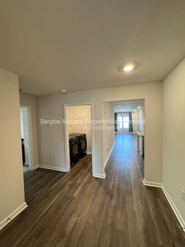 Building Photo - 4408 White Cedar Ct