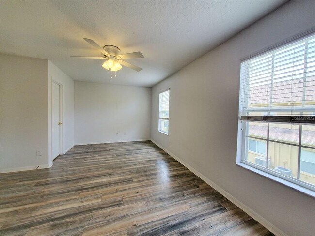 Building Photo - 17532 Hugh Ln