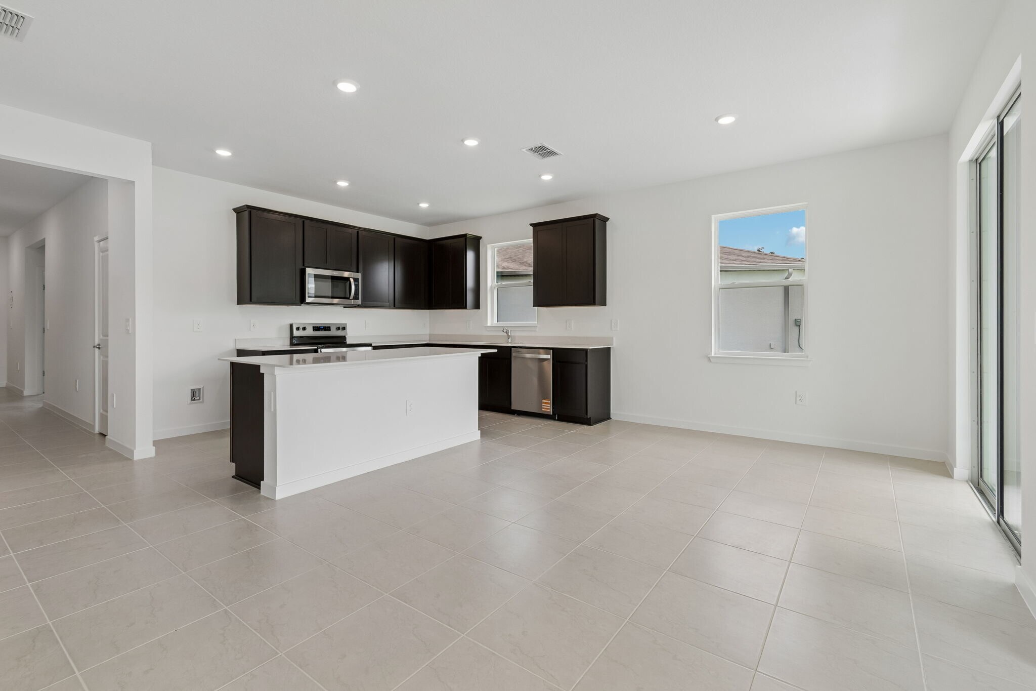 Building Photo - 11243 Sycamore Glen Loop