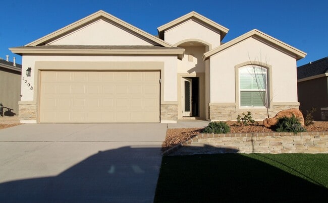 Building Photo - 1208 Golden Summer Pl