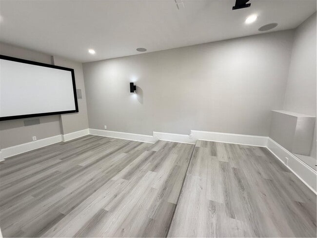 Building Photo - 1660 Briergate Dr