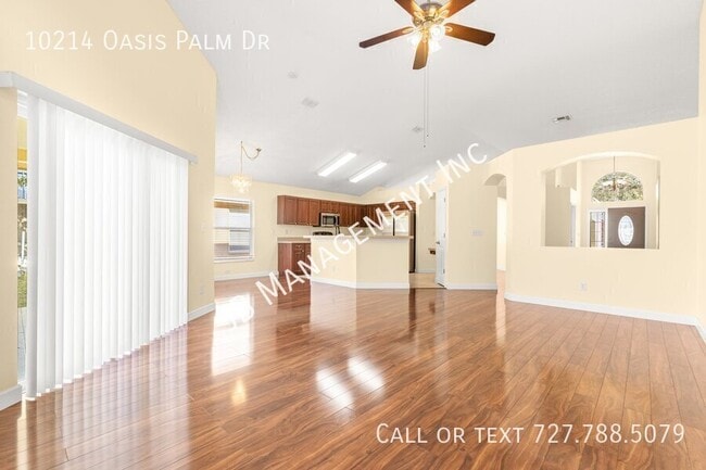 Building Photo - 10214 Oasis Palm Dr