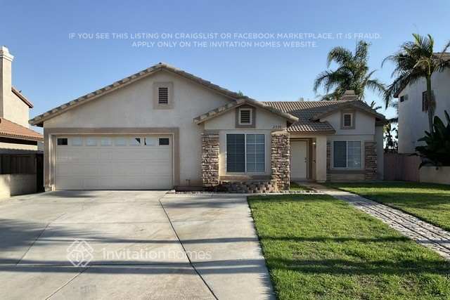 Primary Photo - 2539 W Dawnview Dr