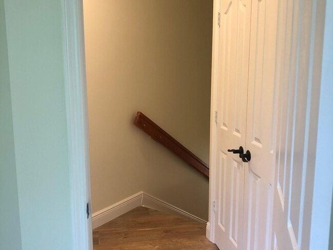 Building Photo - 2028 Alta Meadows Ln