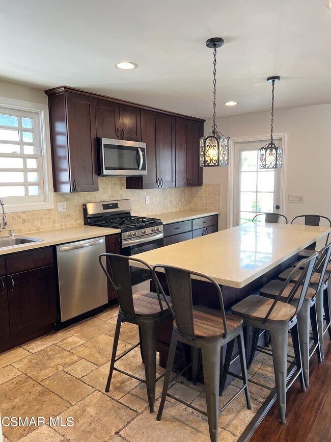 Building Photo - 7472 Ponce Ave