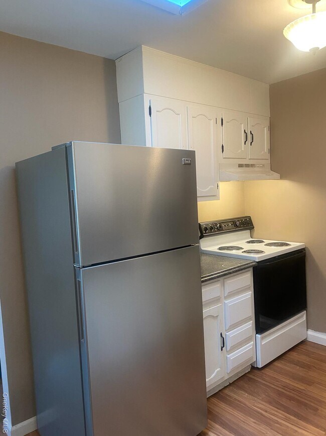Building Photo - 273 Berwick Ct