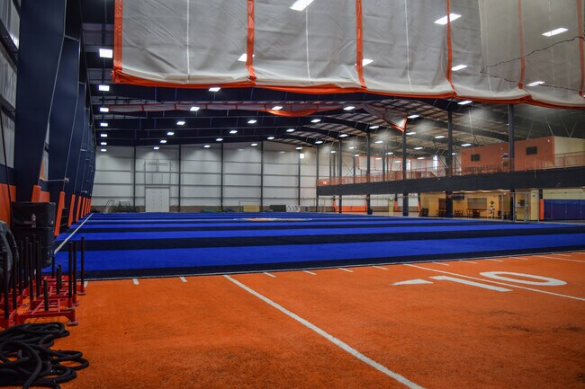 Building Photo - 600 K Johnson Blvd N