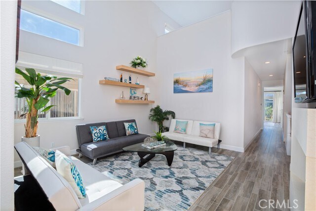 Building Photo - 610 17th St