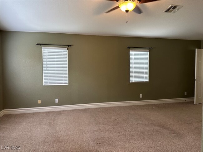 Building Photo - 362 Dogleg Dr