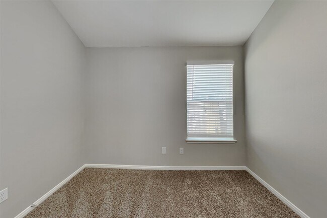 Building Photo - 16510 Barker Ranch Ct