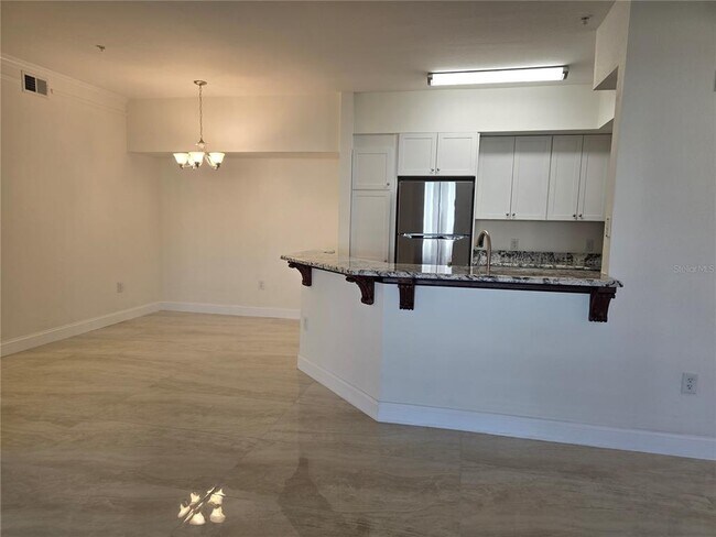 Building Photo - 4170 Central Sarasota Pkwy