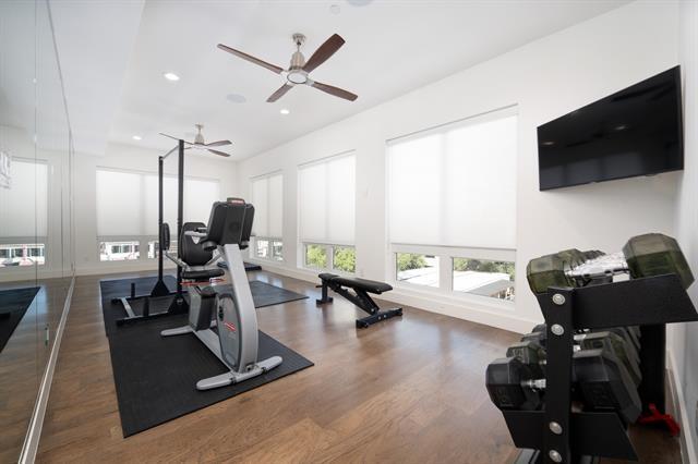 Building Photo - 2934 N Hall St