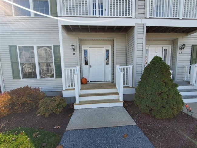 Building Photo - 35 Mapleville Main