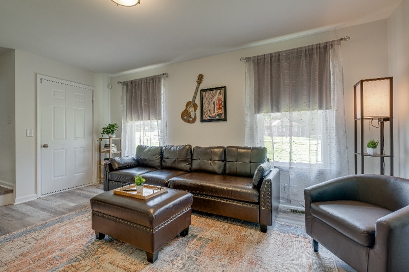 Building Photo - 179 Anderson Ln