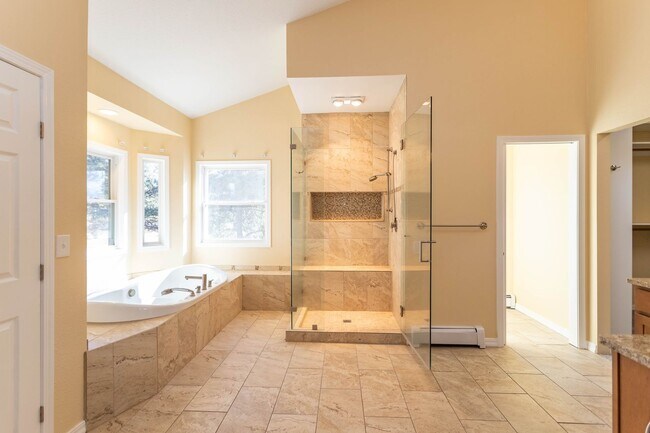 Building Photo - Spacious Country Retreat on 5.5 Acres | Barn, Deck & Pikes Peak View!!