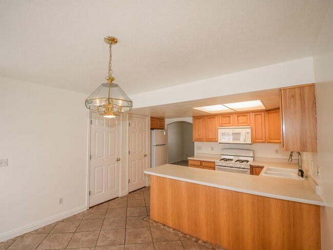 Building Photo - 105 Penhurst Pl