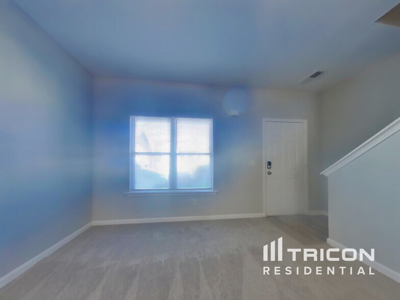 Building Photo - 47 Wyndham Ct