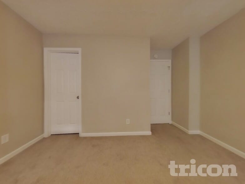 Building Photo - 129 Ilex Dr