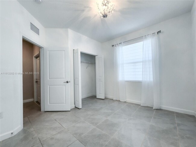 Building Photo - 14817 SW 183rd Terrace