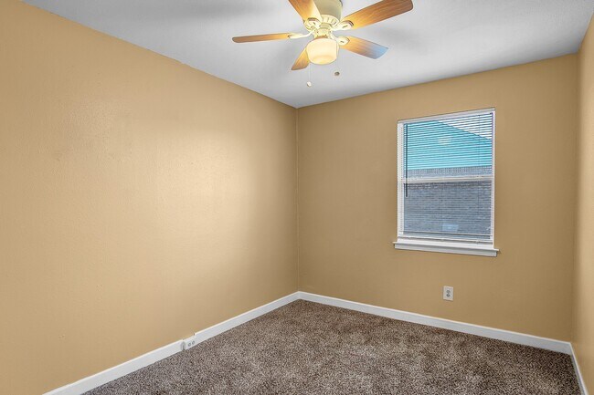 Building Photo - 4057 Young St