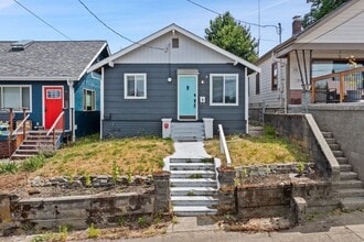Building Photo - Updated Bremerton Home with Modern Touches