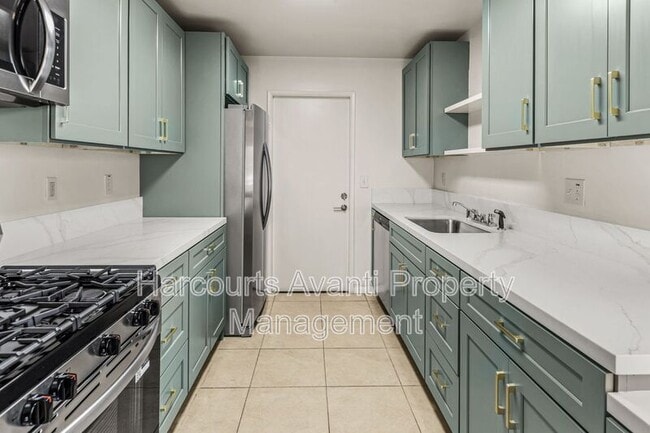 Building Photo - 911 Civic Center Dr