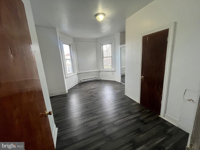 Building Photo - 5300 Catharine St