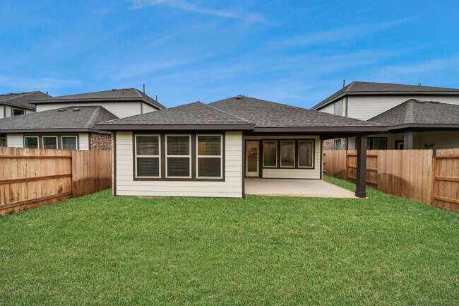 Building Photo - 31815 Autumn Spur Ln