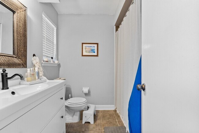 Building Photo - 2526 Palo Pinto Dr