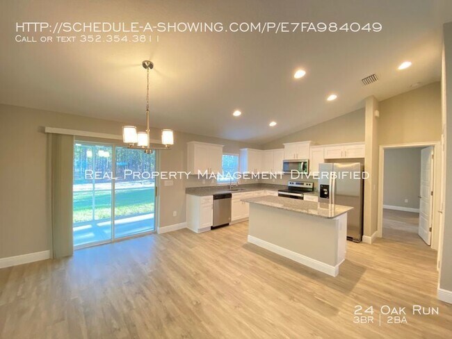 Building Photo - 24 Oak Run