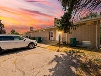 Building Photo - Charming Home in Desirable White Lake Neighborhood