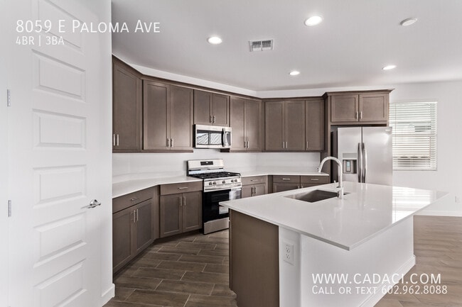 Building Photo - 8059 E Paloma Ave