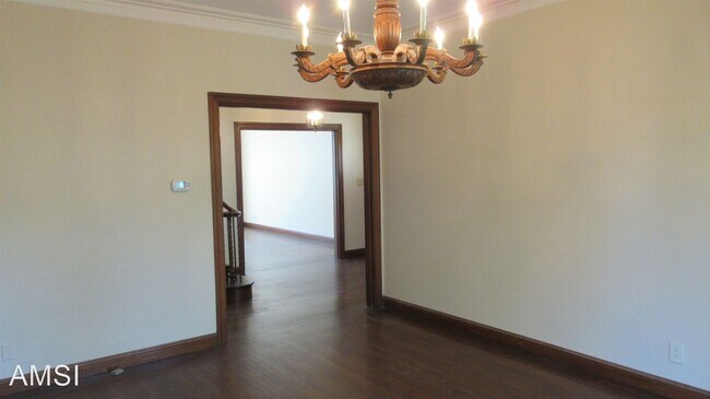Building Photo - 3 br, 1.5 bath House - 675 Laguna Honda