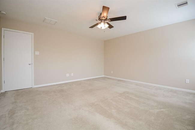 Building Photo - 13242 Skyview Landing Dr