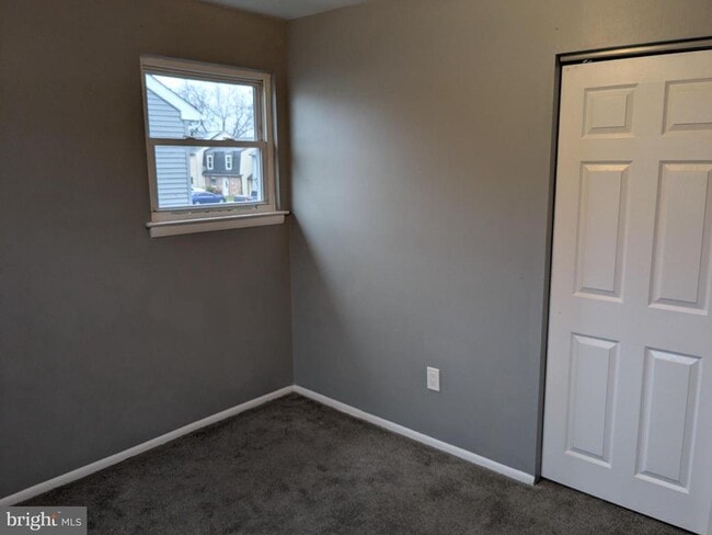 Building Photo - 51 Noble Rd