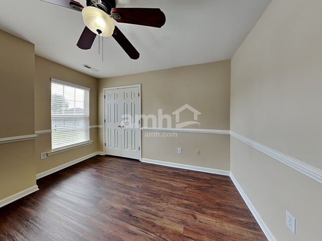 Building Photo - 405 Bedstraw Ct