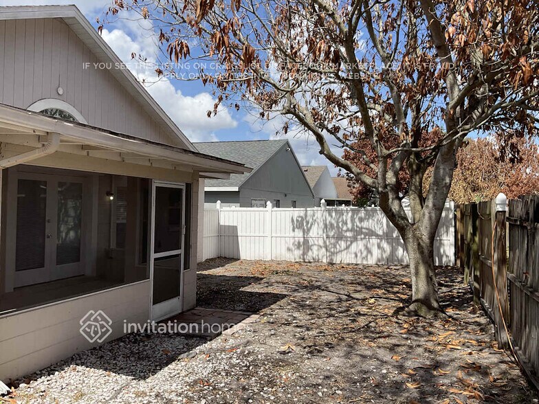 Building Photo - 11225 Worley Ave