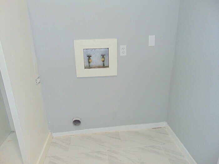 Building Photo - 5958 Lake Trace Cir