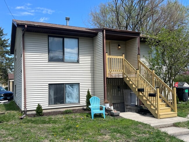 Building Photo - 216 S Franklin Ave