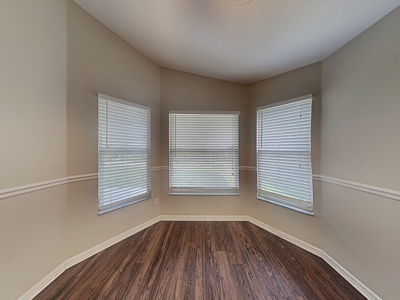 Building Photo - 1416 Wakefield Dr