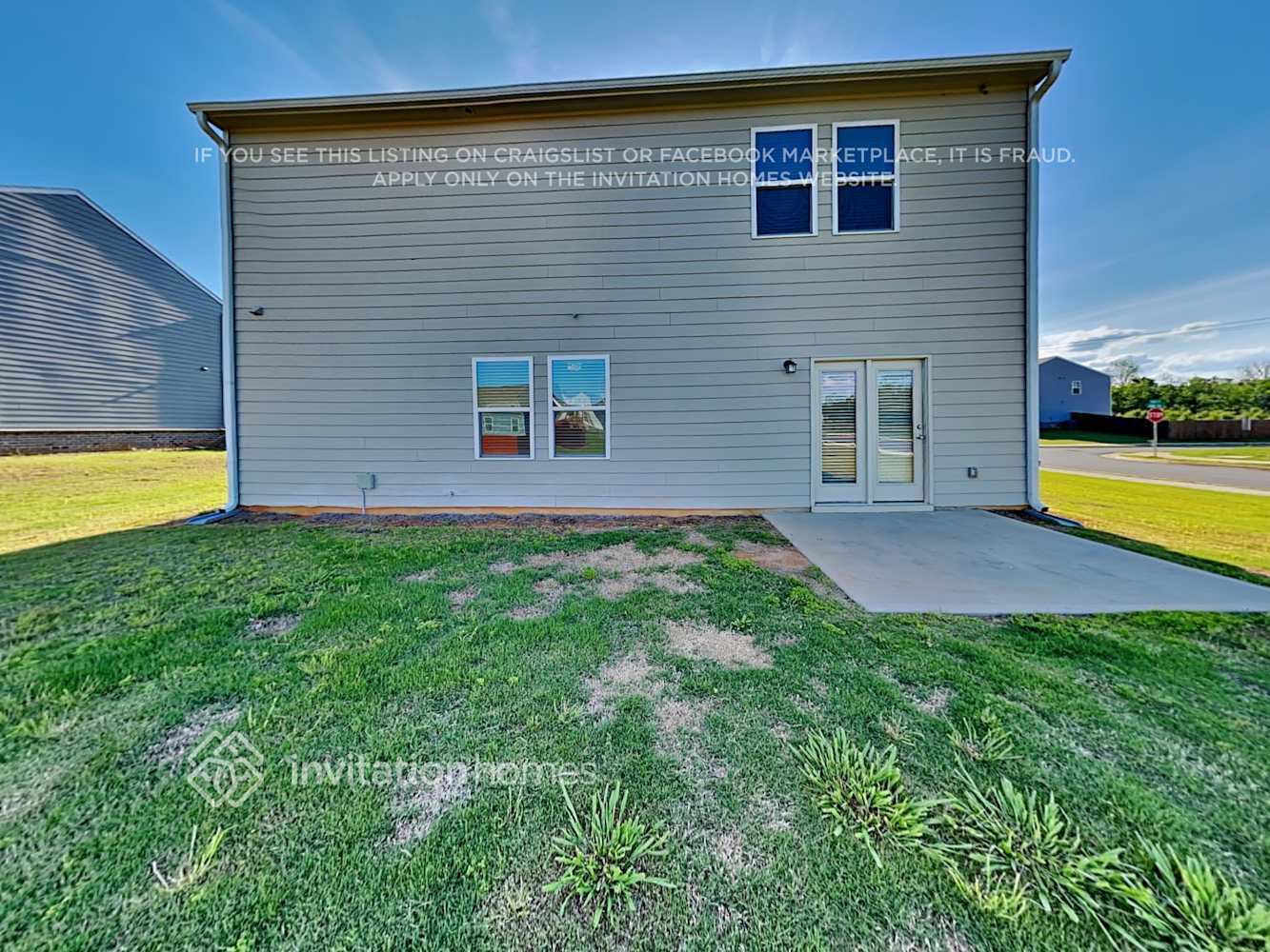 Building Photo - 117 Verona Dr NW