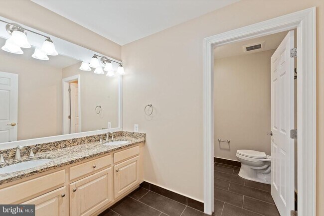 Building Photo - 46448 Montgomery Pl