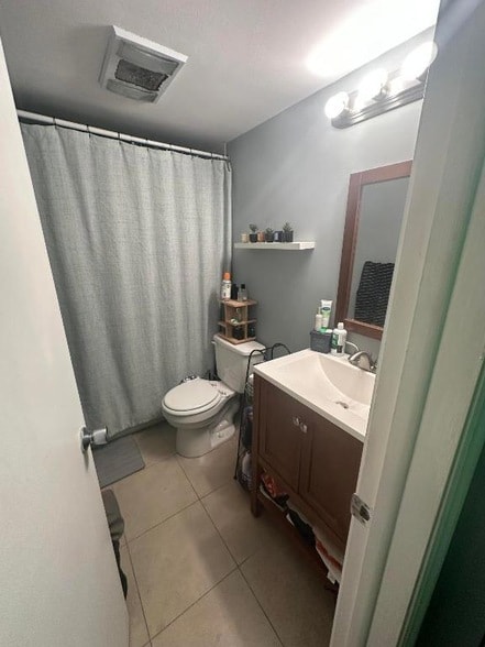 Building Photo - 4230 Deste Ct