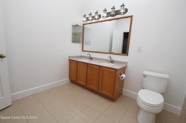 Building Photo - 480 Higgs Ave NW