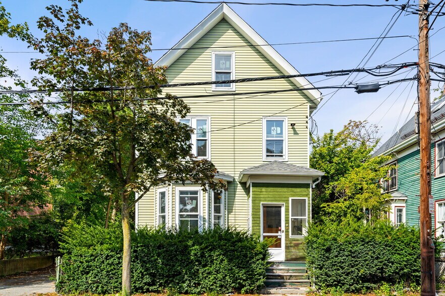 Primary Photo - 107 Ellery St