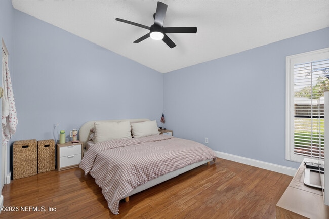 Building Photo - 9351 Arbolita Way