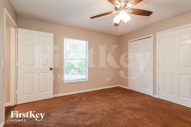 Building Photo - 15013 SE 25th Ave