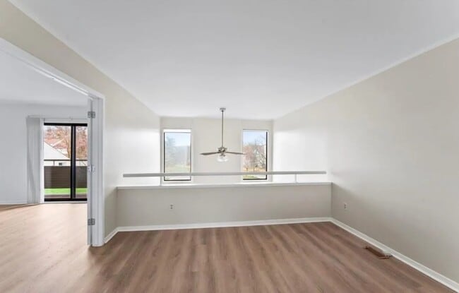 Building Photo - 708 Preston Ct